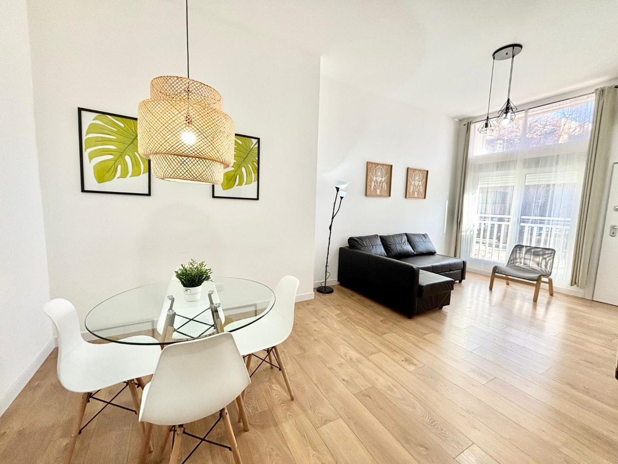 Appartamento Aluche Aparment A Madrid Esterno foto