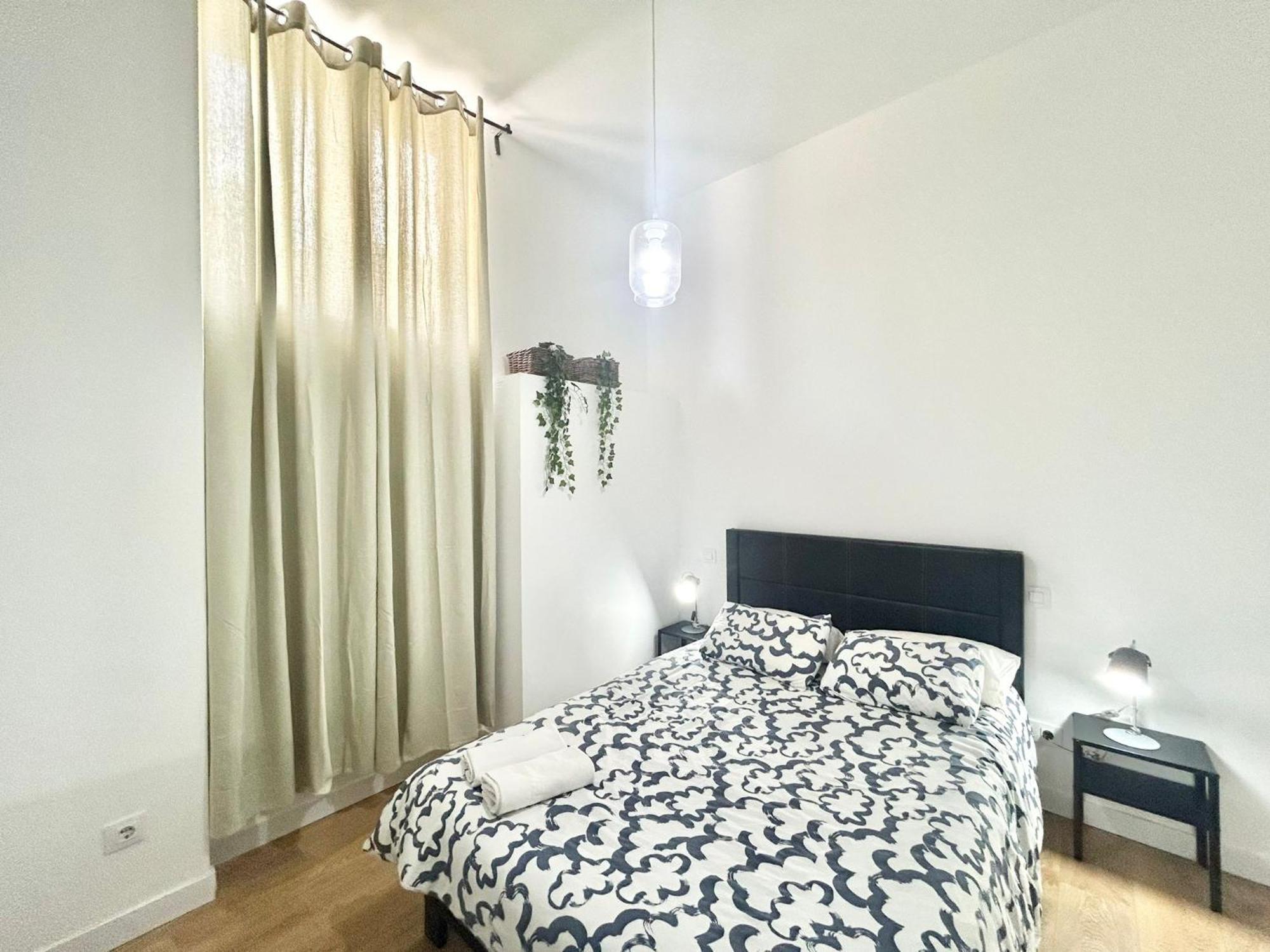 Appartamento Aluche Aparment A Madrid Esterno foto